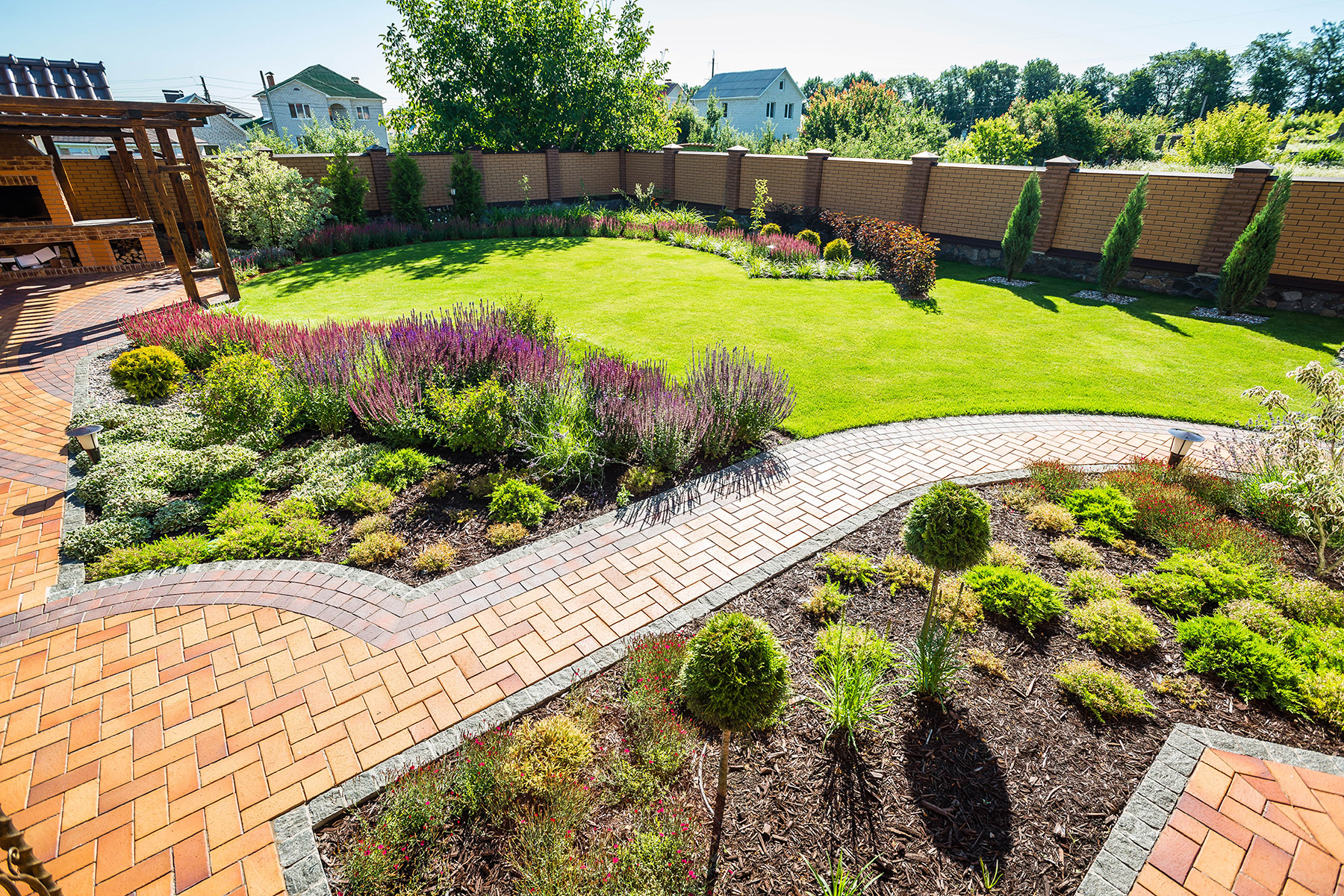 Experienced Landscaping Service Provider in Lees Summit, MO